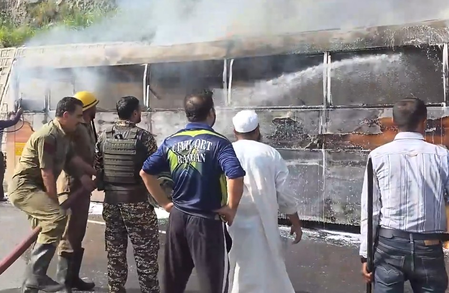 Amarnath Yatra bus catches fire on Jammu-Srg highway, all 47 Yatris safe