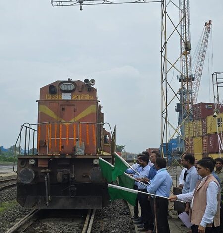 Historic cargo service between Kolkata and Nepal’s Biratnagar begins Historic cargo service between Kolkata and Nepal’s Biratnagar begins
