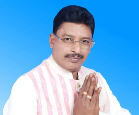 RJD MP Abhay Kushwaha dismisses BJP rumours, reaffirms loyalty to Lalu Prasad and Tejashwi Yadav RJD MP Abhay Kushwaha dismisses BJP rumours, reaffirms loyalty to Lalu Prasad and Tejashwi Yadav