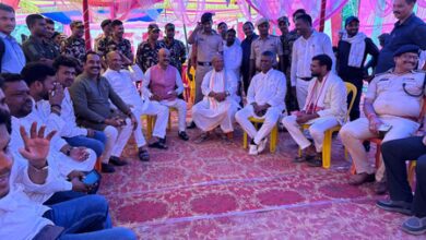 Jitan Ram Manjhi unveils ancestors’ statues in Gaya, becomes emotional during ceremony Jitan Ram Manjhi unveils ancestors’ statues in Gaya, becomes emotional during ceremony
