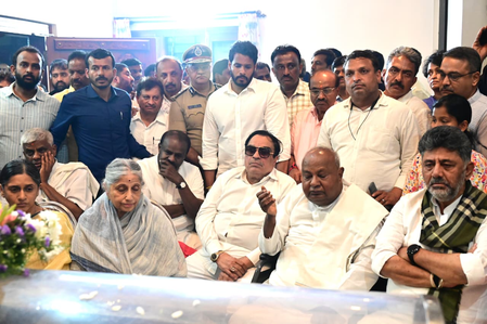 My parents’ companionship is model for younger generation: Kumaraswamy on mother’s demise My parents’ companionship is model for younger generation: Kumaraswamy on mother’s demise
