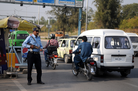 Pakistan: Public transport fares and freight charges increase after fuel price hike Pakistan: Public transport fares and freight charges increase after fuel price hike