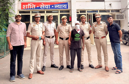 Delhi: Woman killed in cold blood in Seelampur, absconding husband nabbed from Moradabad Delhi: Woman killed in cold blood in Seelampur, absconding husband nabbed from Moradabad