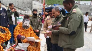 ‘Operation Kalnemi’ in Kedarnath: Those without Aadhaar or failing police verification penalised ‘Operation Kalnemi’ in Kedarnath: Those without Aadhaar or failing police verification penalised