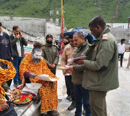 ‘Operation Kalnemi’ in Kedarnath: Those without Aadhaar or failing police verification penalised ‘Operation Kalnemi’ in Kedarnath: Those without Aadhaar or failing police verification penalised