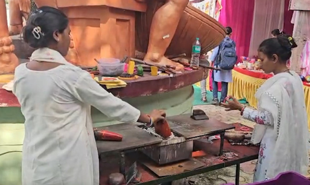 Jharkhand: Women in Churchu become ‘Lakhpati Didis’; bangles transform their fortunes Jharkhand: Women in Churchu become ‘Lakhpati Didis’; bangles transform their fortunes