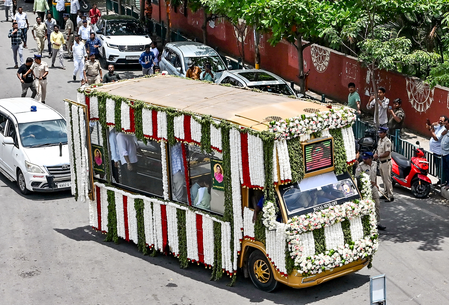 Chennamma Deve Gowda to be laid to rest today; Union Mins, CM Shivakumar to attend funeral
