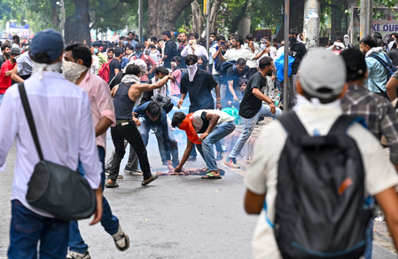 Five FIRs registered in violent Delhi protest clashes Five FIRs registered in violent Delhi protest clashes