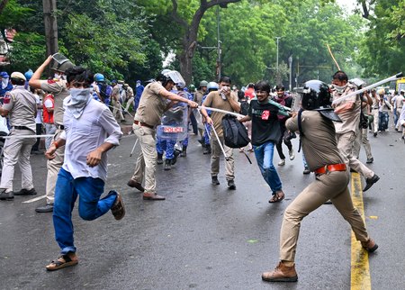 HC seeks Centre, Delhi Police response on PILs alleging excessive force during NEET protest HC seeks Centre, Delhi Police response on PILs alleging excessive force during NEET protest
