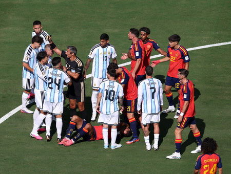 Ugly scenes at FIFA WC final: Punches thrown, Paredes grabs Garcia by throat after final whistle Ugly scenes at FIFA WC final: Punches thrown, Paredes grabs Garcia by throat after final whistle
