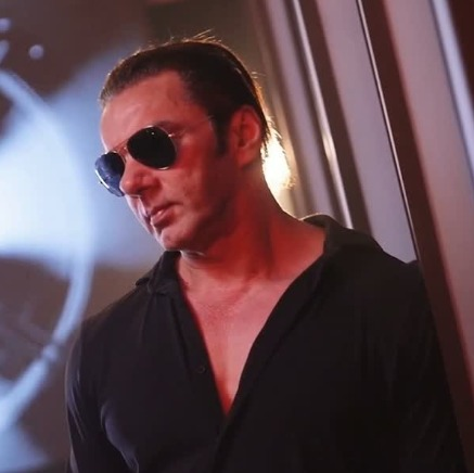 Sohail Khan reveals Seema Sajdeh’s father insisted on Hindu wedding, asked him to seek Salim Khan’s permission Sohail Khan reveals Seema Sajdeh’s father insisted on Hindu wedding, asked him to seek Salim Khan’s permission