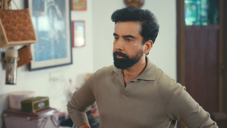 Naveen Kasturia was more nervous about playing a father than counsellor in his new OTT show Naveen Kasturia was more nervous about playing a father than counsellor in his new OTT show