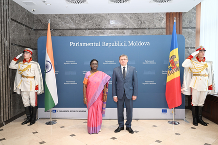 President Murmu meets Moldova Parliament Speaker, Parliamentary Friendship Group members