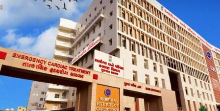 Gujarat hospitals perform rare surgery to remove kidney cancer that reached heart Gujarat hospitals perform rare surgery to remove kidney cancer that reached heart