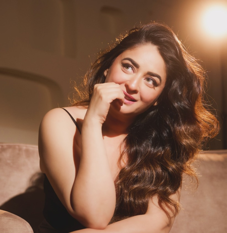 Mahhi Vij condemns alleged violence against young protesters during CJP protest march, says ‘This is not democracy’ Mahhi Vij condemns alleged violence against young protesters during CJP protest march, says ‘This is not democracy’