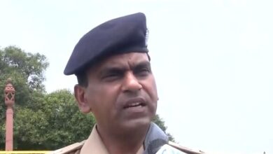 ‘Anti-social elements’ resorted to stone pelting and vandalism, say injured police personnel ‘Anti-social elements’ resorted to stone pelting and vandalism, say injured police personnel