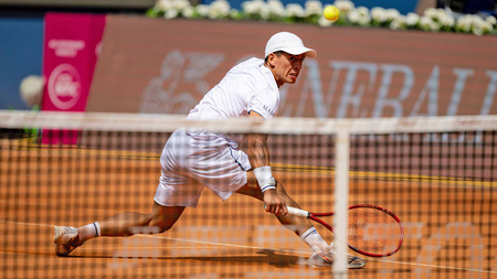 ATP Tour: Baez finally beat Kecmanovic in battle of former champs at Kitzbühel ATP Tour: Baez finally beat Kecmanovic in battle of former champs at Kitzbühel