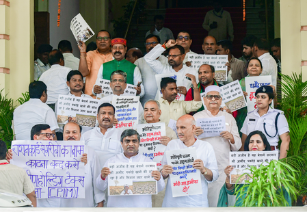 Bihar Assembly witnesses uproar after BJP MLA Vinay Bihari alleges attack on his vehicle