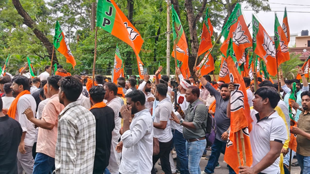 BJP workers clash with police during Ranchi march demanding JPSC exam cancellation BJP workers clash with police during Ranchi march demanding JPSC exam cancellation