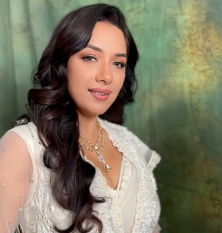 Rupali Ganguly asks students to protest peacefully: Demand for justice over paper leaks is valid Rupali Ganguly asks students to protest peacefully: Demand for justice over paper leaks is valid