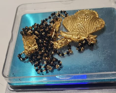 Gold worth over Rs 1.13 crore seized at Ahmedabad airport; tour operator held Gold worth over Rs 1.13 crore seized at Ahmedabad airport; tour operator held