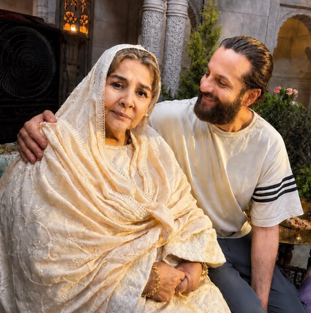 Fardeen Khan recalls father Feroz Khan’s special bond with Farida Jalal, says he ‘held her in high regard’ Fardeen Khan recalls father Feroz Khan’s special bond with Farida Jalal, says he ‘held her in high regard’