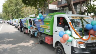 Delhi CM Rekha Gupta flags off 917 modern waste collection vehicles Delhi CM Rekha Gupta flags off 917 modern waste collection vehicles