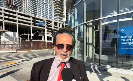 Indian-American entrepreneur wants LA landmark to showcase India (IANS Interview) Indian-American entrepreneur wants LA landmark to showcase India (IANS Interview)