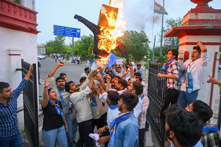 Students take to the streets against NEET paper leak in Jaipur Students take to the streets against NEET paper leak in Jaipur