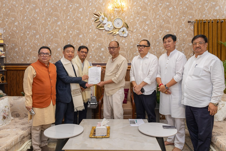 Manipur, Meghalaya CMs discuss inter-state cooperation Manipur, Meghalaya CMs discuss inter-state cooperation