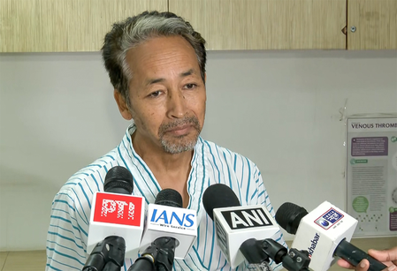 Sonam Wangchuk stresses on education and governance reforms Sonam Wangchuk stresses on education and governance reforms