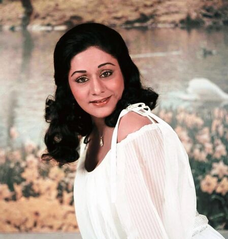 Aruna Irani returns to social media after an eight-year break Aruna Irani returns to social media after an eight-year break
