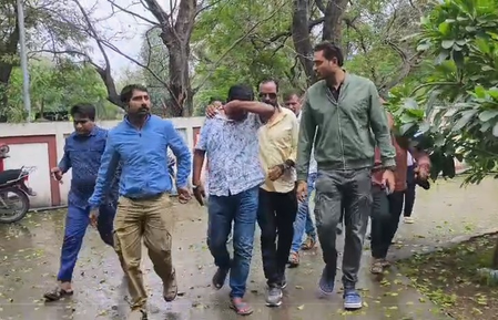 Maharashtra TET paper leak: Prime accused and his associate arrested from Bihar (Lead) Maharashtra TET paper leak: Prime accused and his associate arrested from Bihar (Lead)