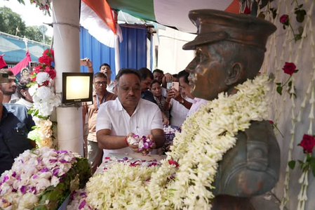 Bengal BJP chief issues strong warning against those raising ‘Kashmir Mange Azadi’ slogans in state Bengal BJP chief issues strong warning against those raising ‘Kashmir Mange Azadi’ slogans in state