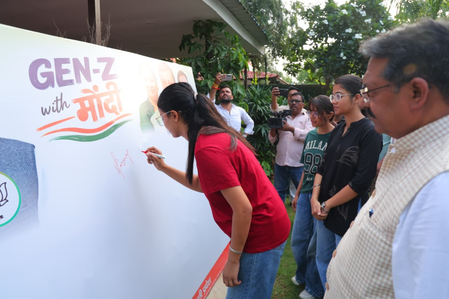 Delhi BJP chief Harsh Malhotra holds ‘Yuva Samvad’ with college students Delhi BJP chief Harsh Malhotra holds ‘Yuva Samvad’ with college students