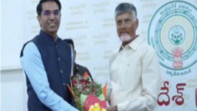Centre’s team visits Andhra Pradesh to help tobacco growers Centre’s team visits Andhra Pradesh to help tobacco growers