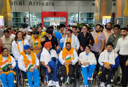 Sports Min Mandaviya felicitates para-powerlifter Jhandu Kumar with Rs 10 lakh cash reward Sports Min Mandaviya felicitates para-powerlifter Jhandu Kumar with Rs 10 lakh cash reward