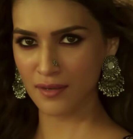 Kriti Sanon celebrates 5 years of ‘Mimi’, thanks fans for all the love Kriti Sanon celebrates 5 years of ‘Mimi’, thanks fans for all the love