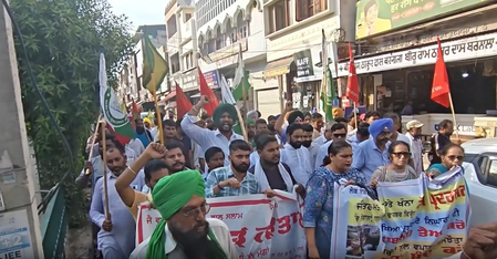 NHRC seeks report from Punjab over alleged police lathi-charge on protesting sanitation workers NHRC seeks report from Punjab over alleged police lathi-charge on protesting sanitation workers