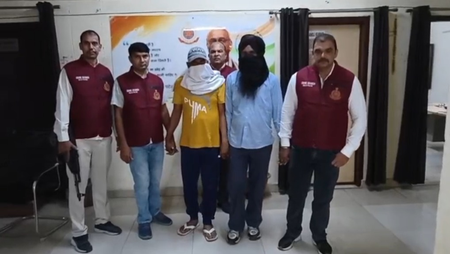 Two proclaimed offenders held by Delhi Police after 17 years in 2007 attempt-to-murder case Two proclaimed offenders held by Delhi Police after 17 years in 2007 attempt-to-murder case