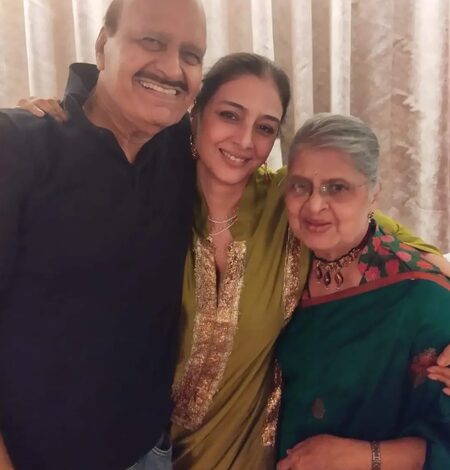 Avtar Gill reunites with Naseeruddin Shah and Tabu at veteran actress Sulbha Arya’s birthday celebration