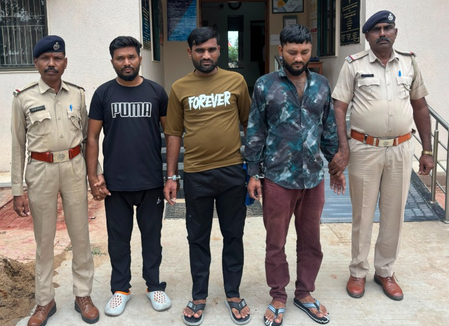 Gujarat Police arrest four in contract-to-kill knife attack case