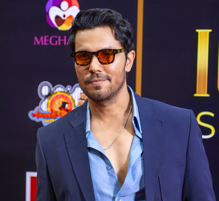 Randeep Hooda raises concern over shrinking tiger habitats on International Tiger Day: ‘Save their habitats, save ourselves’