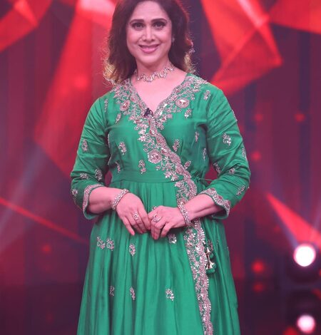 Meenakshi Seshadri reveals ‘Hero’ ran in Chennai theatre for one year, says her chemistry with Jackie Shroff was fantastic