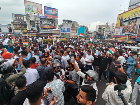 Thousands of job aspirants warn of Jantar Mantar type protest over exam irregularities in Jharkhand Thousands of job aspirants warn of Jantar Mantar type protest over exam irregularities in Jharkhand