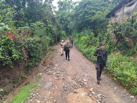 Village volunteer killed, CRPF personnel injured in Manipur gunfight Village volunteer killed, CRPF personnel injured in Manipur gunfight