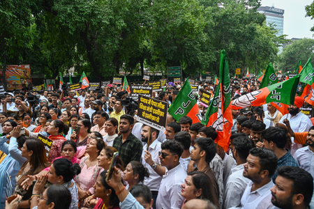 BJP stages protest outside AAP’s office in Delhi; demands resignation of Punjab Education Minister BJP stages protest outside AAP’s office in Delhi; demands resignation of Punjab Education Minister