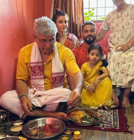 Kunal Kemmu’s sister & parents revisit family’s Kashmir home, recall childhood memories & haunting past Kunal Kemmu’s sister & parents revisit family’s Kashmir home, recall childhood memories & haunting past