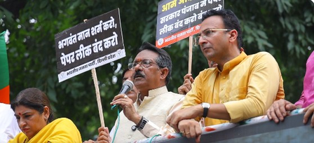 Delhi BJP chief leads protest against paper leaks in Punjab, seeks AAP Minister’s dismissal Delhi BJP chief leads protest against paper leaks in Punjab, seeks AAP Minister’s dismissal