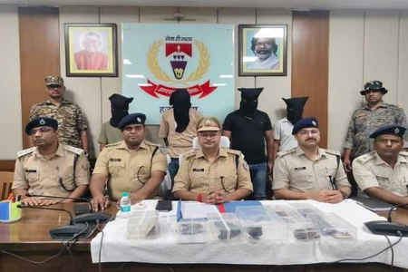 Six associates of Prince Khan gang held in Jharkhand, arms seized Six associates of Prince Khan gang held in Jharkhand, arms seized